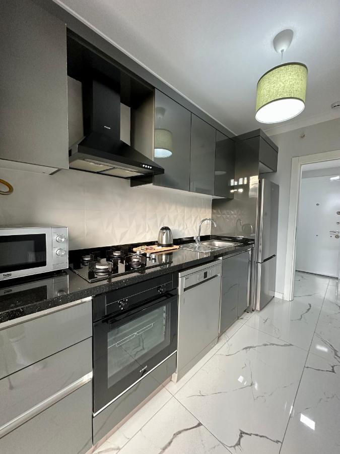 Sisli Modern Residence, 2 Bedroom Apartments, 250m Metro Station Appartement